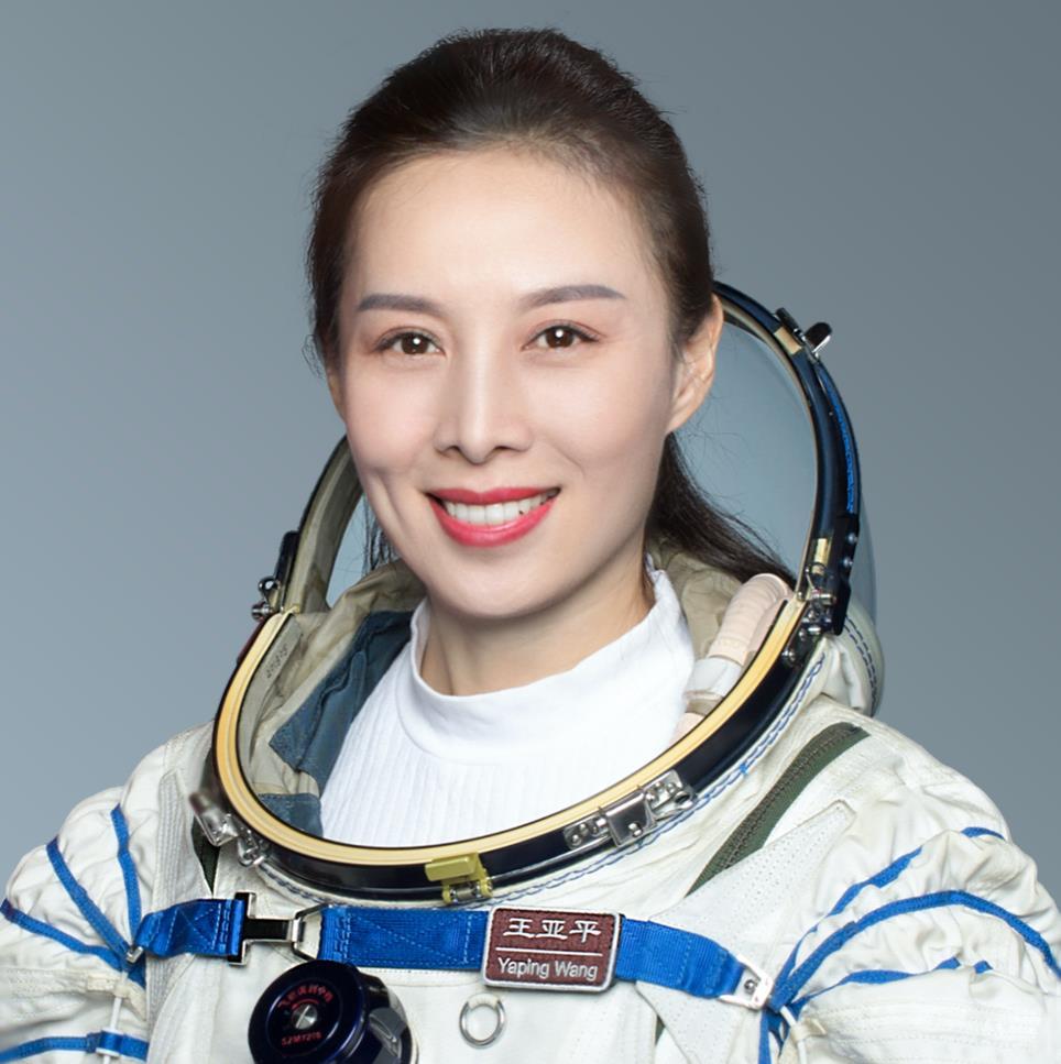 王亚平发新动态此前承诺为女儿摘星坦言有1件东西她肯定会带