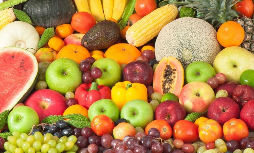 维生素c主要存在蔬菜和水果中,不仅可以增强人体免疫力,还能使皮肤