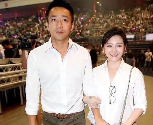 大s老公汪小菲网上维权开发商10年不给办房产证一审已胜诉