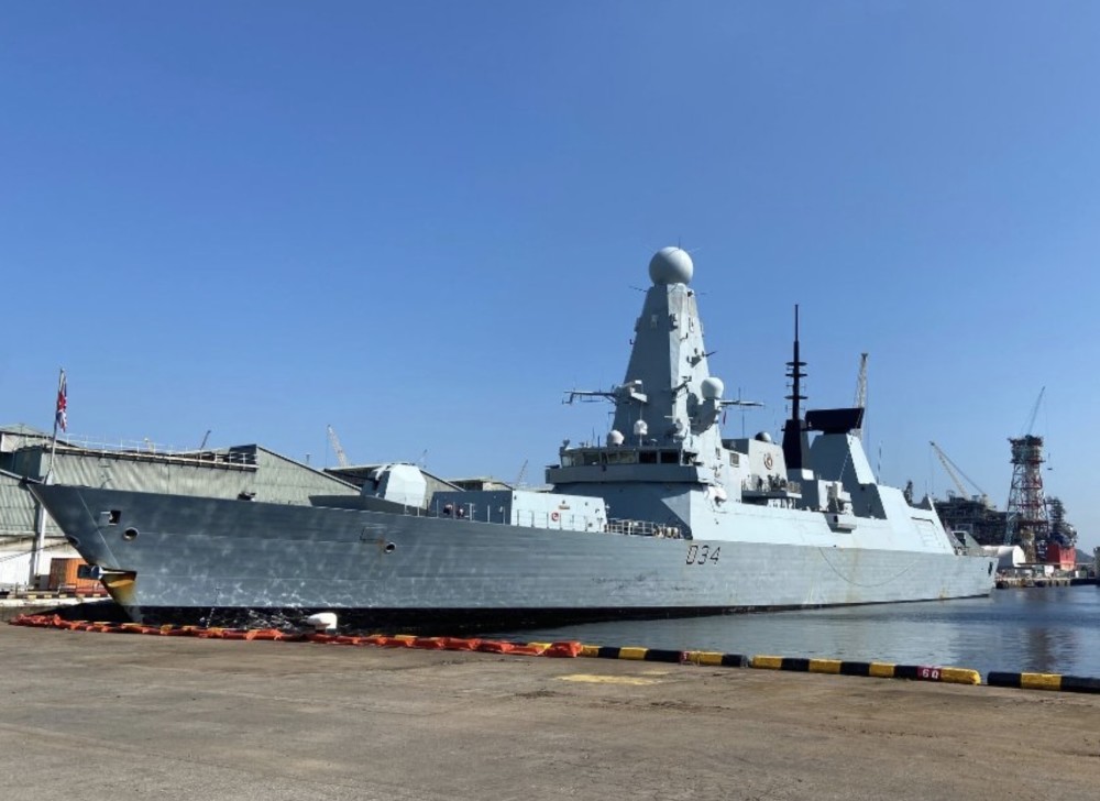 又趴窝了?英国45型驱逐舰钻石号在新加坡再次出现故障,无法动弹