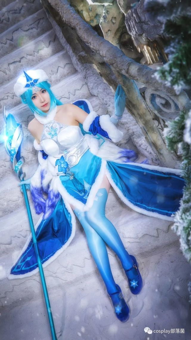 cos:王者荣耀王昭君冰雪之华cos正片@隽