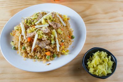 米饭的n种做法—第340课:榨菜肉丝炒饭