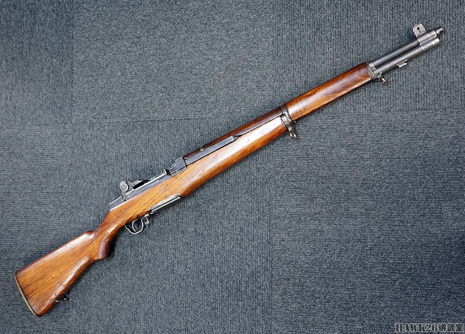 日本古董枪店展示特殊m1加兰德步枪 意大利贝雷塔制造