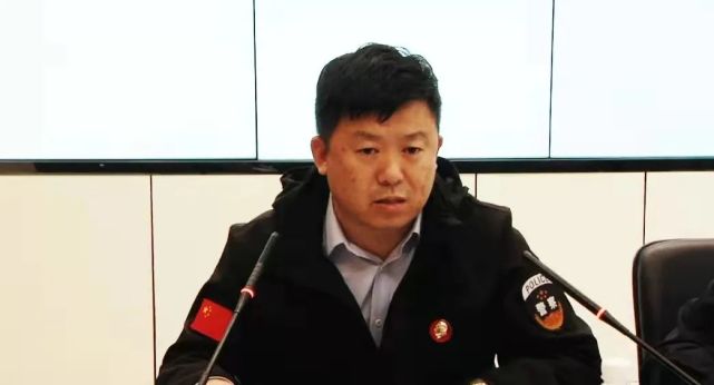 副市长,公安局局长刘凤君及户政,治安,政工等部门相关负责人以及各