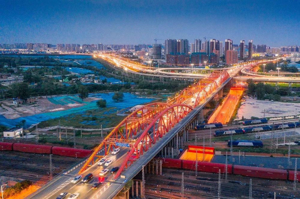 首桩开钻成功郑州彩虹桥新桥建设今日正式开工