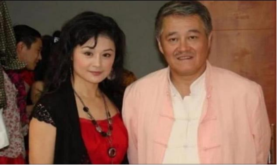 三,于月仙丈夫重阳节追忆亡妻10月14日,是于月仙车祸去世之后的两个