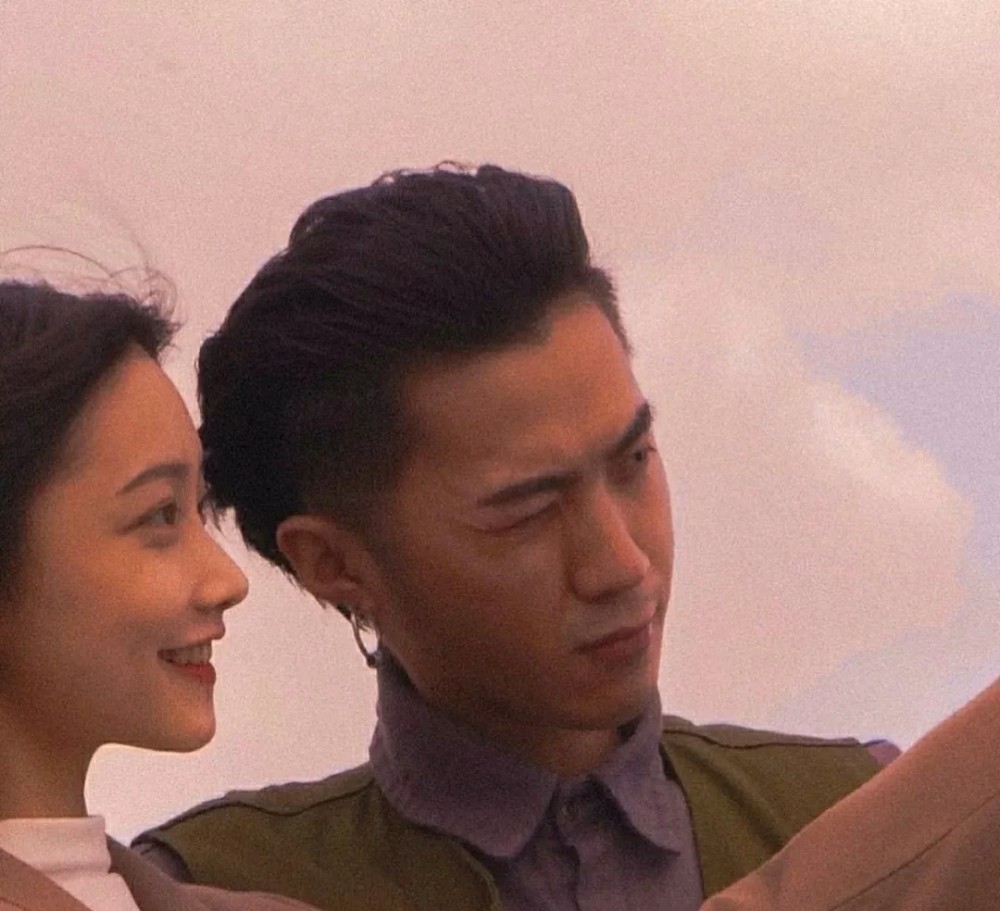 复古电影感情侣头像
