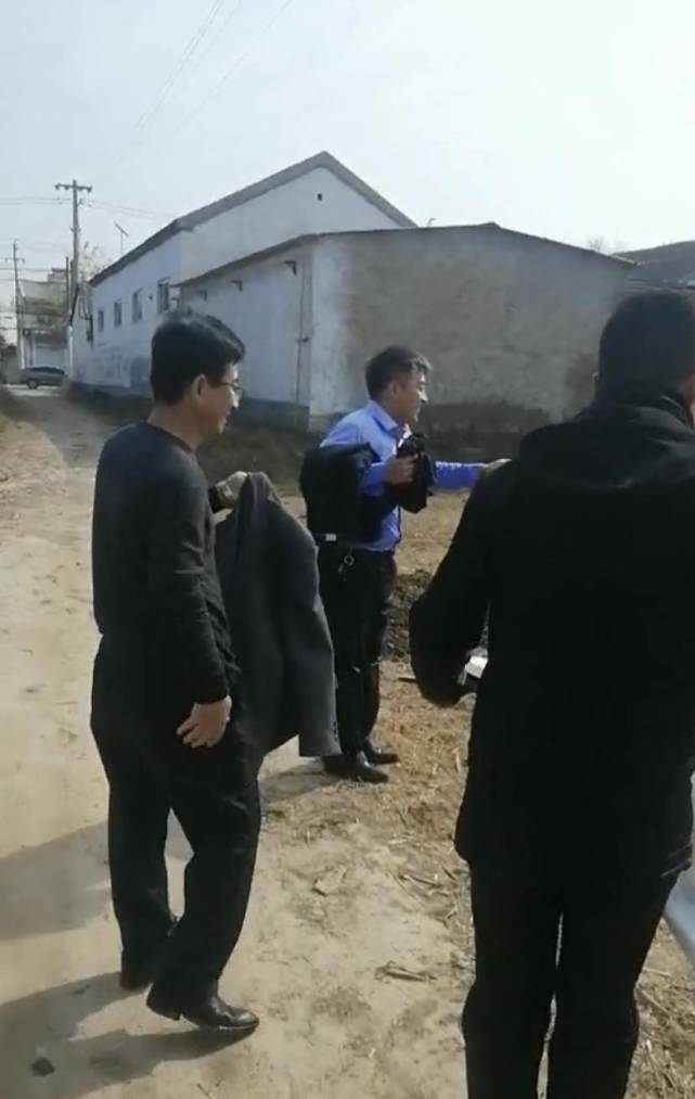 跳进三米深河水中,聊城高唐3名党员干部勇救3岁男童