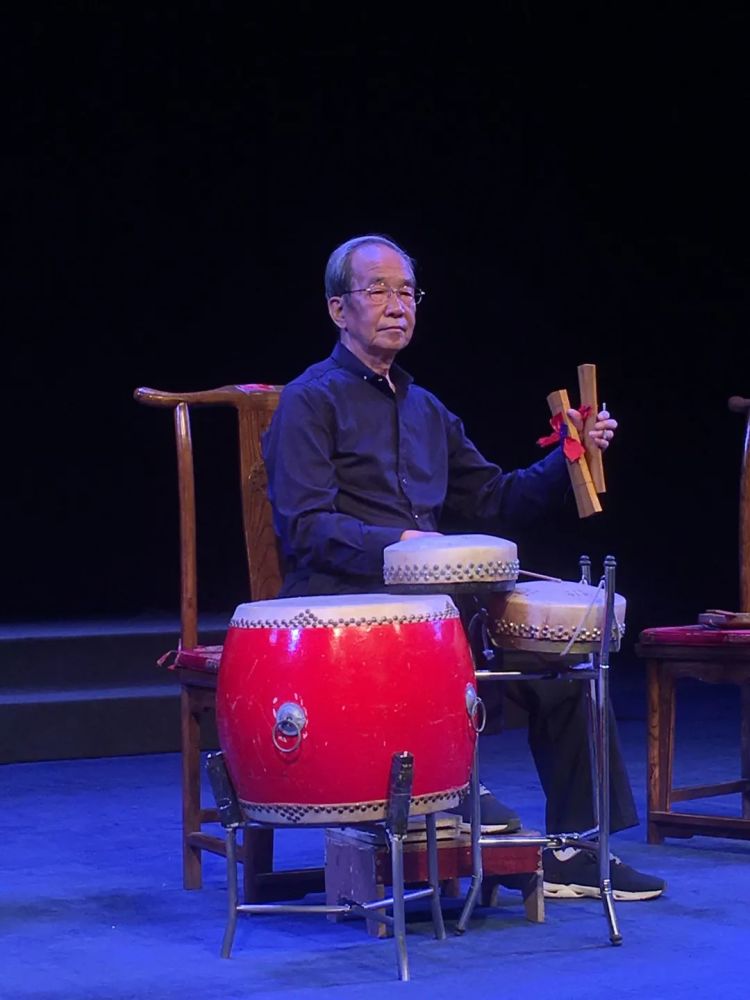 鼓舞人生七旬老人李少波与秦腔司鼓