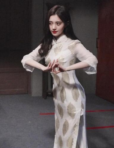 4年6部剧都被嘲讽,鞠婧祎的问题,大家都心知肚明