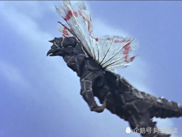 在说明改造多拉考之前,有必要先介绍其本体——彗星怪兽多拉考