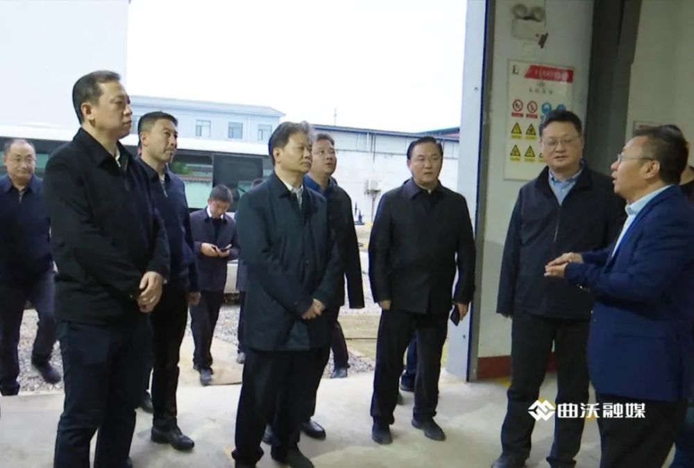 住建部村镇建设司司长秦海翔在曲沃调研