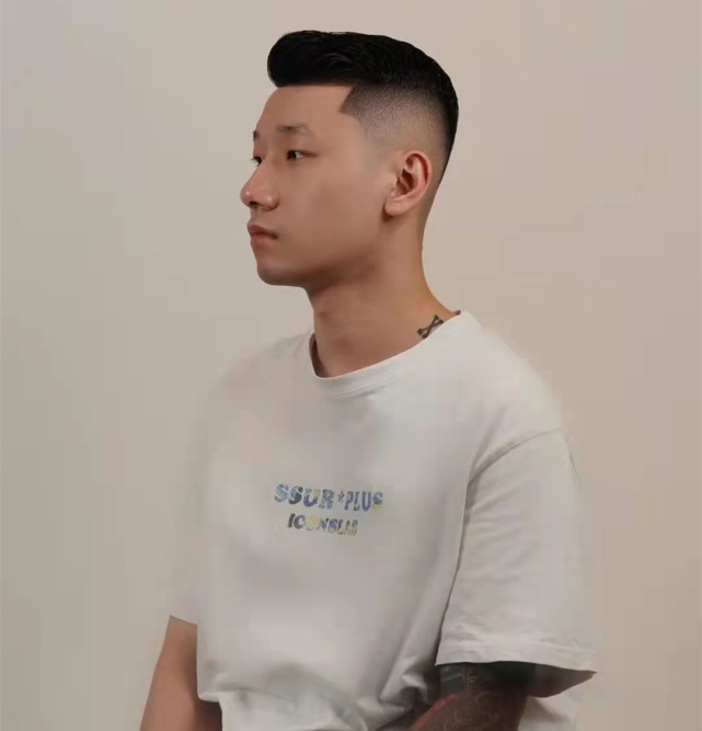 30岁的男人不知适合什么发型?试试这6种精干的短发,不