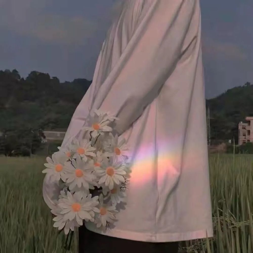 【头像】手捧鲜花头像!