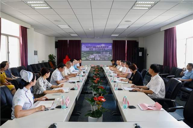 图:深圳大学医学部党委,深圳大学总医院党委书记柴金龙致辞