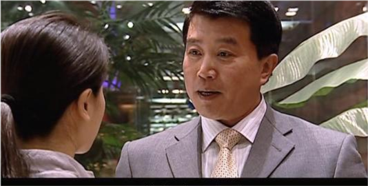 我在心里鄙视:虚伪的人至于他们的生活方式,首先是钦佩,然后是羡慕