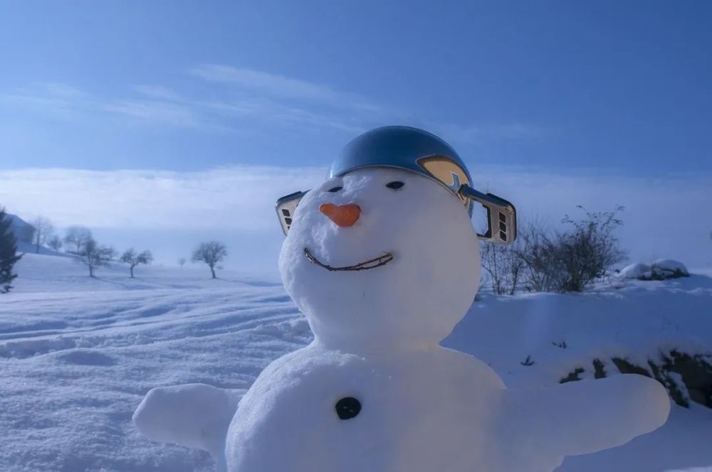 下雪了的说说心情文案 今年第一场雪的暖心说说