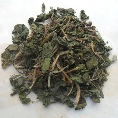 葎草:清热解毒,利尿通淋.