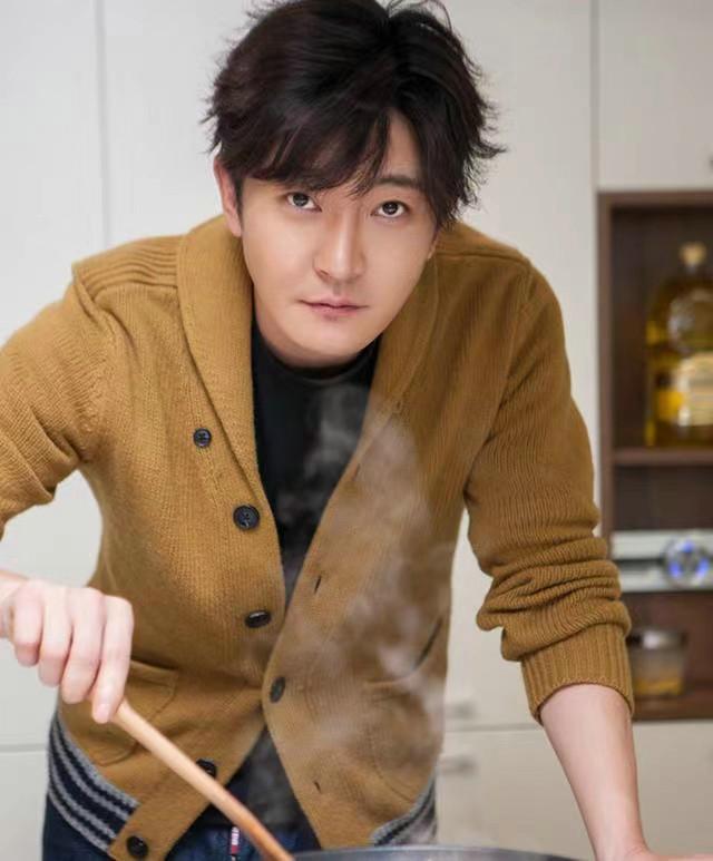 灿烂》亮相精品先鉴会 郭京飞任敏首度合作引期待