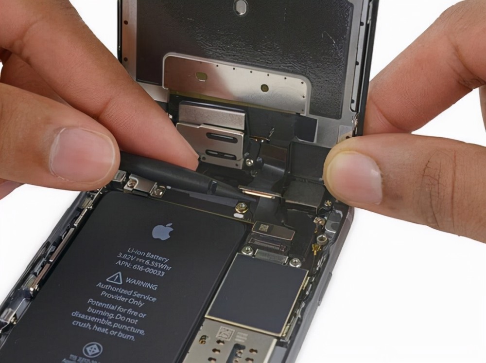 苹果iphone6s只要换个电池还能再战几年