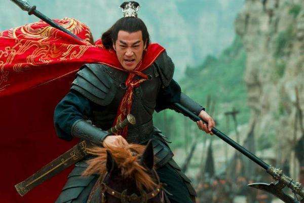 三国坑爹的不止吕布一个,相比吕布坑干爹,这俩坑亲爹