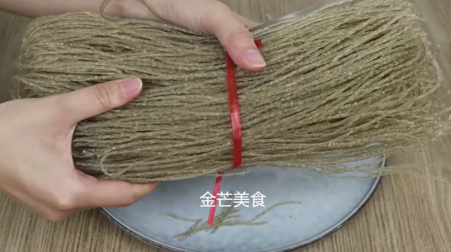 教你4个小方法,真假粉条一目了然