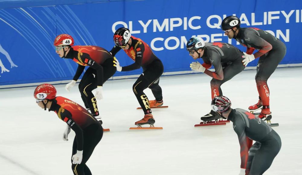中国短道速滑男女接力晋级半决赛