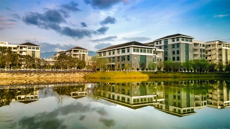 福建江夏学院