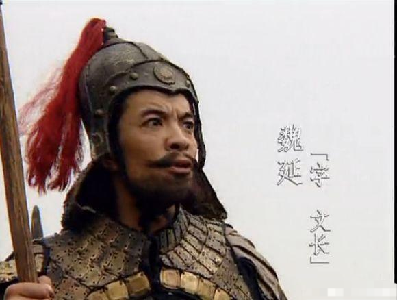 关羽来攻长沙,老将黄忠出战,而年轻的魏延为何不请求出战关羽?