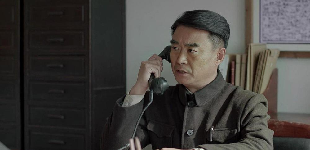 《红旗渠》修一条大渠,处处都是坎,一坎一节拍,情节推进快