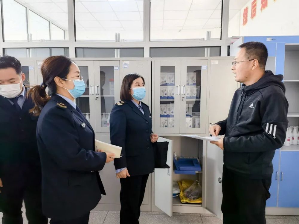 罗海洋,白世红,薛鹏鹏,云雪芹,高艳娥一行六人及神木市卫生健康委员会