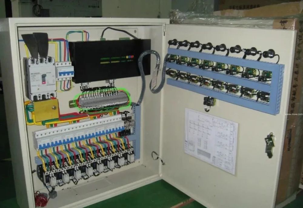 配电箱的尺寸确定安装方法以及接线方式