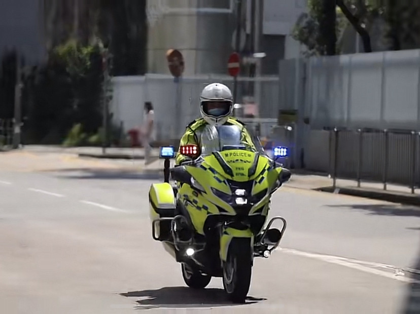 带你看看香港交通警察最新警用摩托车bmw r1250rt_腾讯新闻