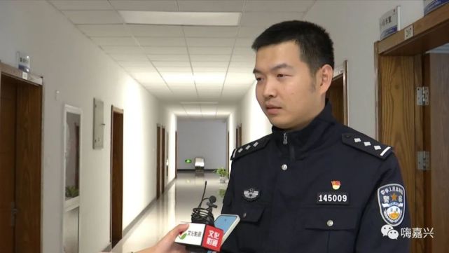 嘉兴市交警支队直属二大队事故处理中队民警徐晨蔚介绍,现场,民警对