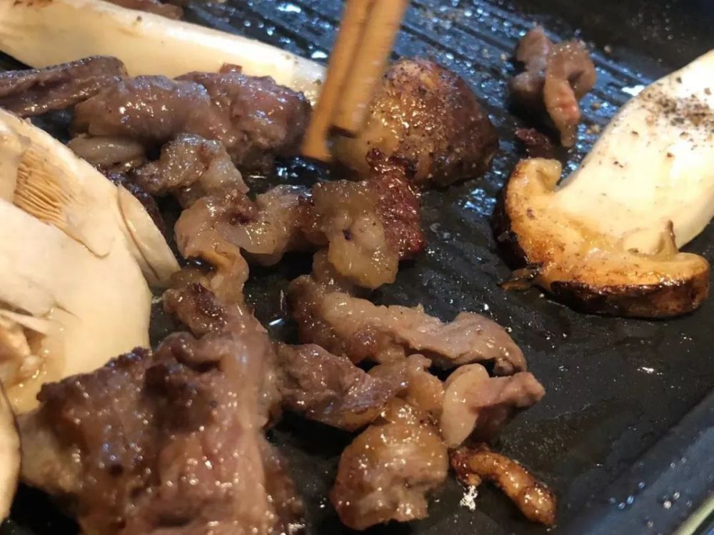星期六丰盛的烤牛肉大餐