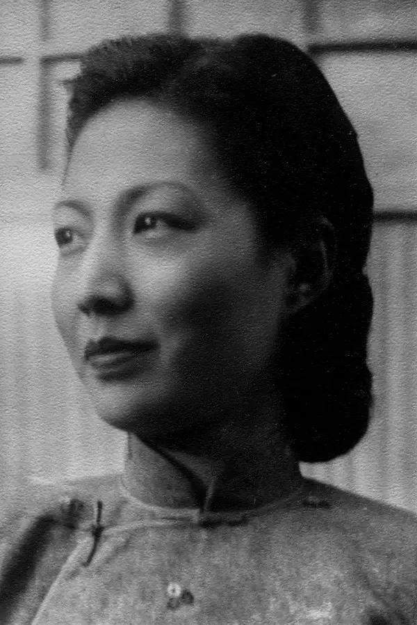 委身杜月笙14年,孟小冬分得2万美元遗产,第一反应:这