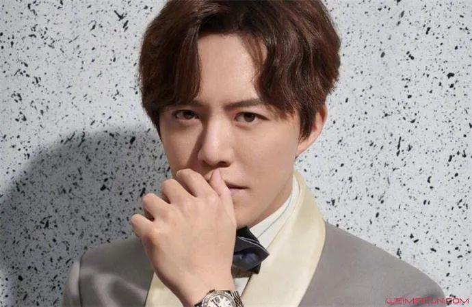 李云迪嫖娼被拘,铁腕母亲不被唾骂反获赞,与吴亦凡之母差在哪?