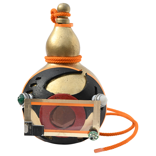 假面骑士hattari所使用的收纳"shinobi驱动器"与"免许皆传金属板(hat