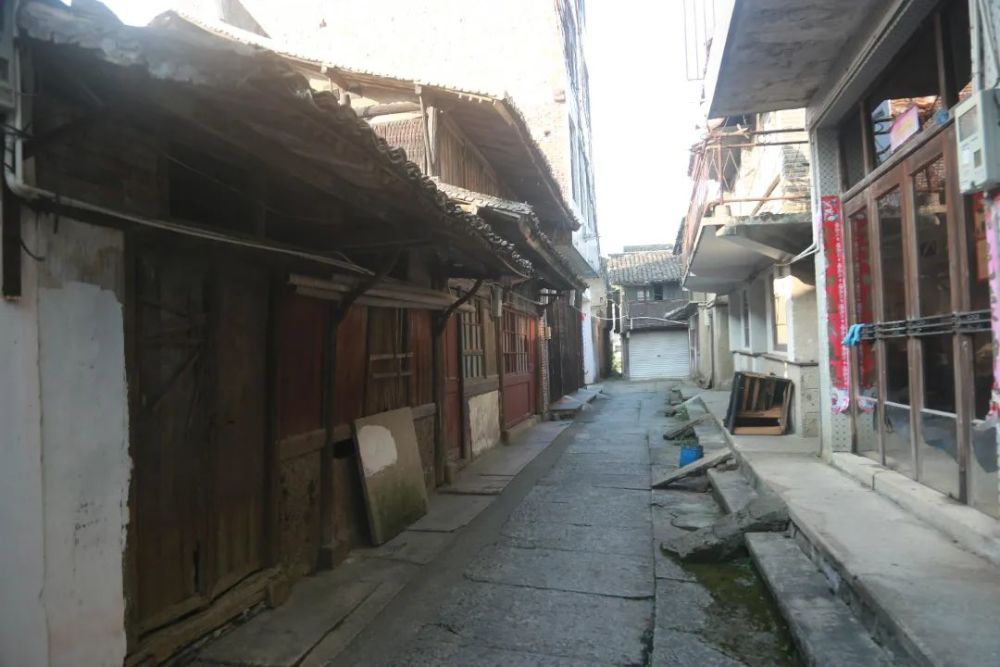 壁纸 街道 小巷 1000_667