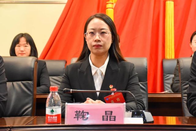 第一临床医学院党委书记赵景刚,院长李建民,党委副书记鞠晶,校学生会