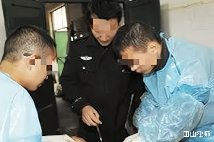 不过,2001年,一起震惊整个富阳区的灭门惨案却打破了这里的平静.