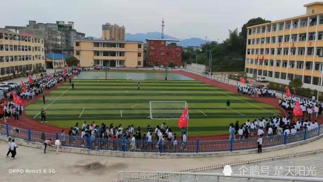 让孩子们跑起来 湖北蕲春县刘河中学开展阳光跑操活动