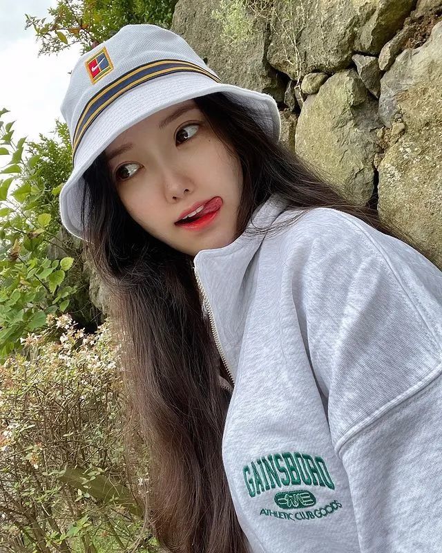 ins韩国网球美女