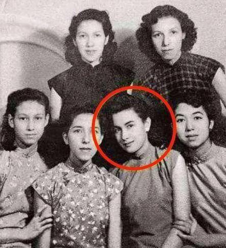赌王十妹何婉琪与兄长决裂和爱人堂弟反目遗愿是让赌王还钱