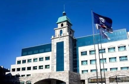 韩国艺术类留学就业前景韩国大学的艺术类专业讲究的是实用性和创新性