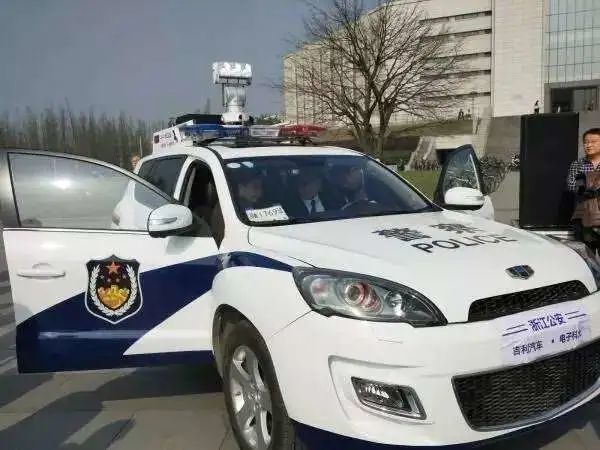 中国警车"大换血",日本汽车全部停用,公安部:新车更显