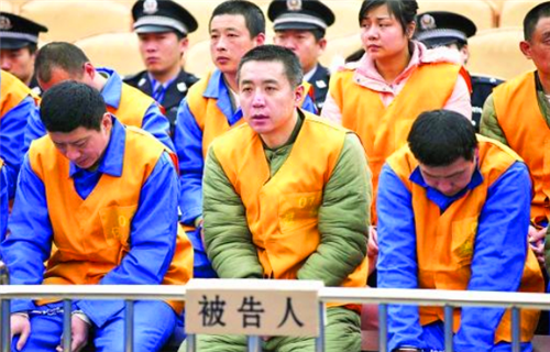 聂磊团伙144名被告人被陆续开庭审理,另外聂磊案30余名保护伞落马,至