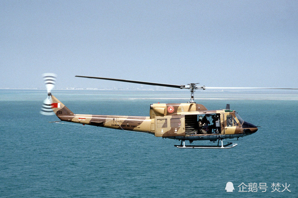 5架uh-1h通用直升机