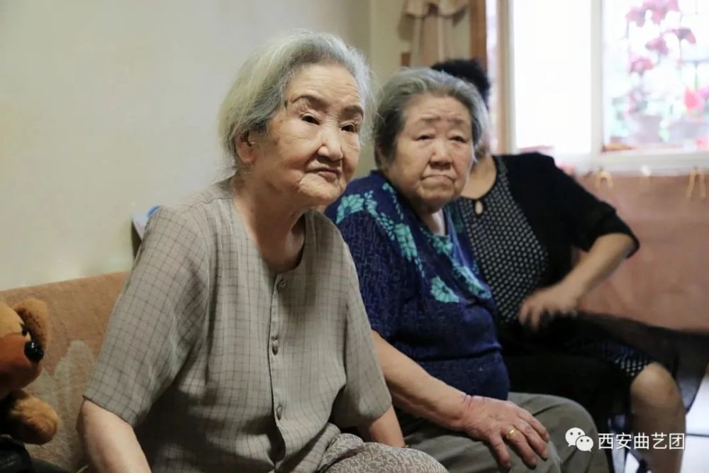 查看源网页