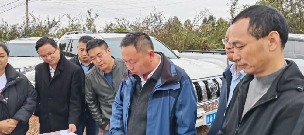 盐源新闻县委副书记代理县长段勇纲调研龙塘水库移民搬迁安置进展情况